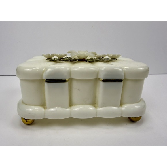 Vintage Menda 1950's Embellished White trinket box w/Matching  Handheld Mirror - Picture 7 of 16